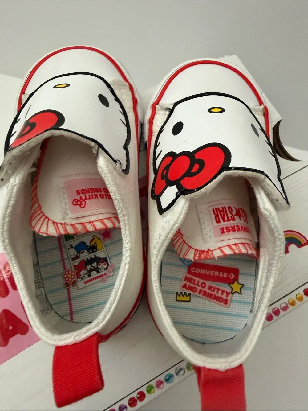 Converse Hello Kitty White and Red Girls Sneakers size 5US Infant Pre-owned